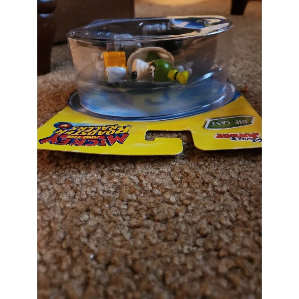 Mickey and the Roadster Racers Goofy Turbo Tubster Diecast 2016 NIB See Note!